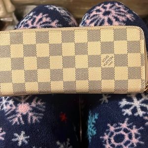 Authentic Louis Vuitton Wallet